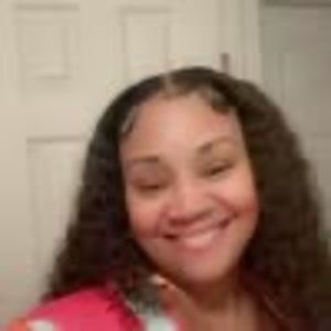 Meet your Posher, Dena